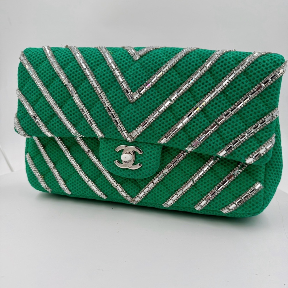 Chanel Emerald Green Flap | Custom | Medium | Rare | Vintage Chanel - Picture 3 of 7